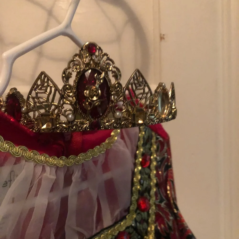 Chasing Fireflies Queen Isabella Red, Faux-Fur lined Dress Costume + Crown